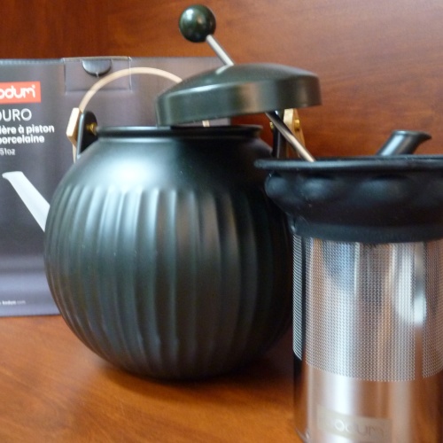 Théière à piston en porcelaine Bodum